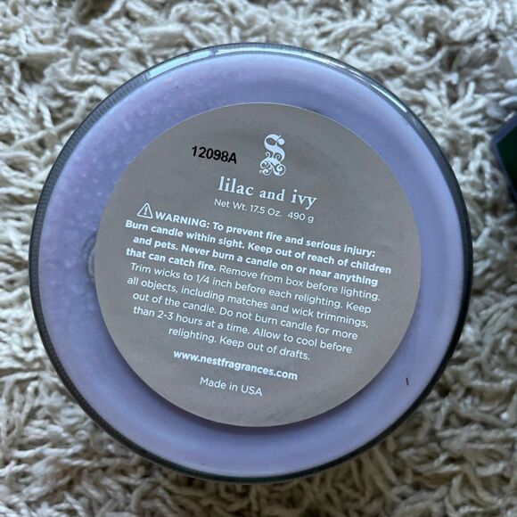 NEST Fragrance Sprig Candle Holiday Spiced Lilac And Ivy 17.5oz 3 Wick - Picture 8 of 8